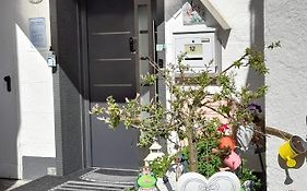 Ferienwohnung mit kleinem Garten